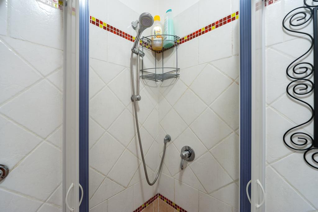 Vatican Rose Aparthotel Rome Bagian luar foto
